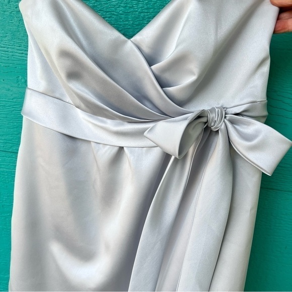 DESSY COLLECTION STRAPLESS SILVER SATIN COCKTAIL DRESS WITH POCKETS SIZE 8 - Picture 3 of 11